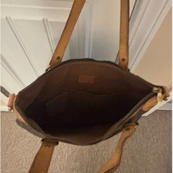 Authentic Louis Vuitton Monogram Canvas Odeon GM - Pre-Loved Used Condition - Picture 5 of 16